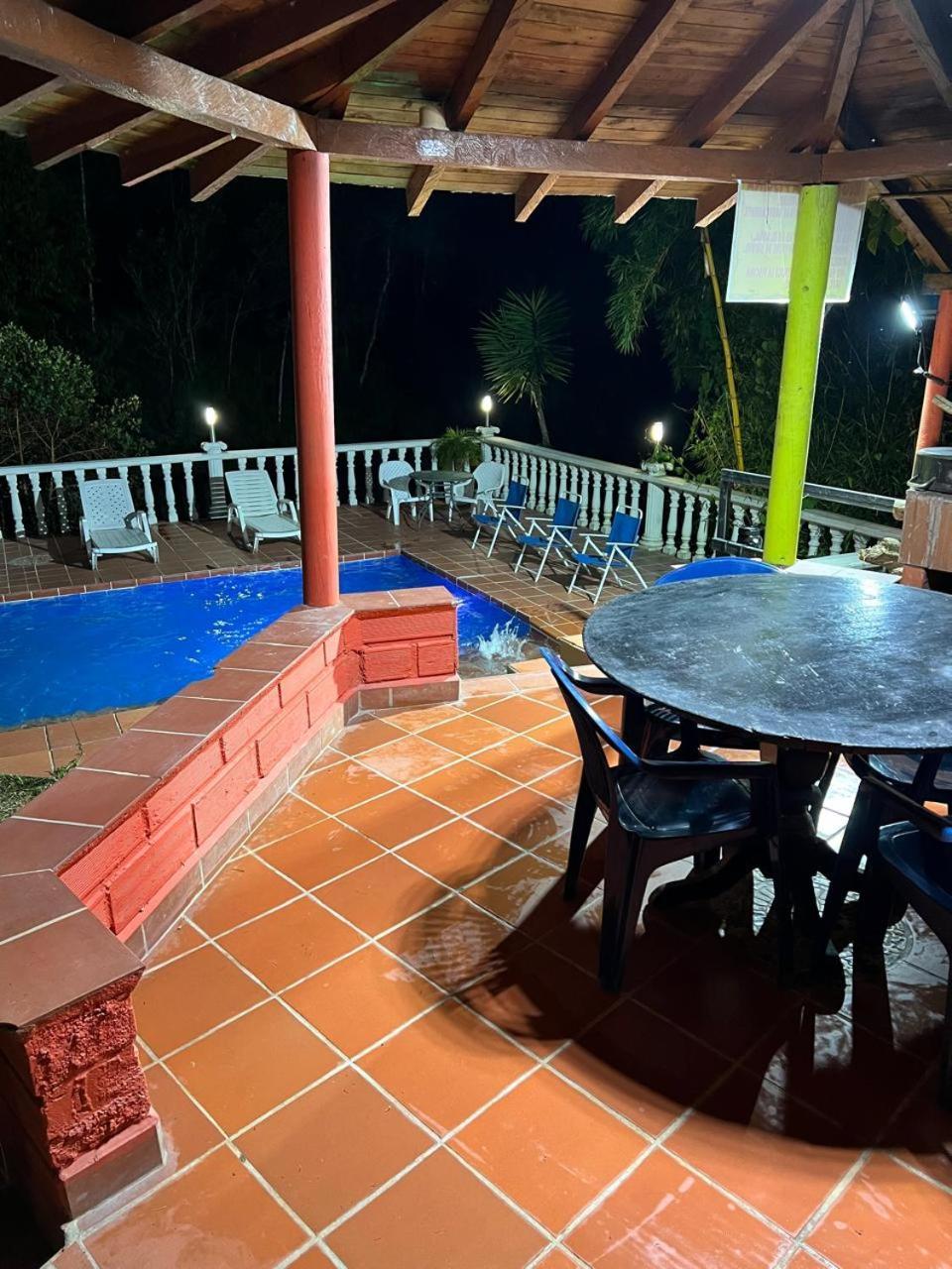 Finca Hotel La Bonita Guatapé エクステリア 写真